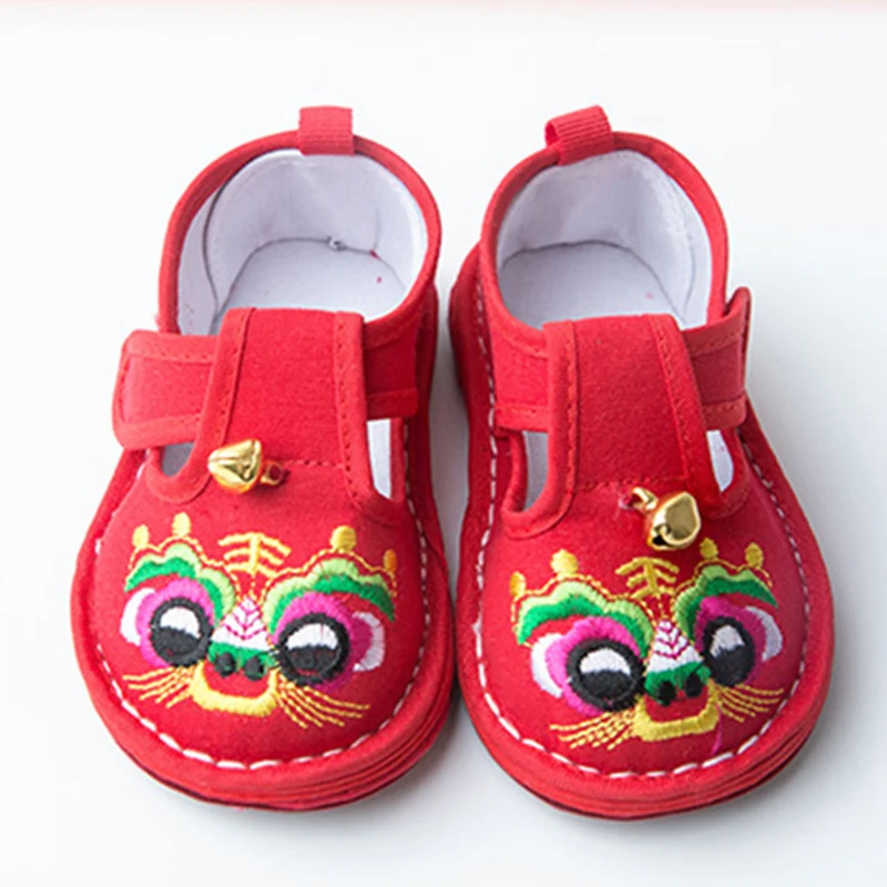 

2019 Autumn models handmade handmade layer bottom toddler shoes baby tiger head shoes children canvas embroidery baby shoes