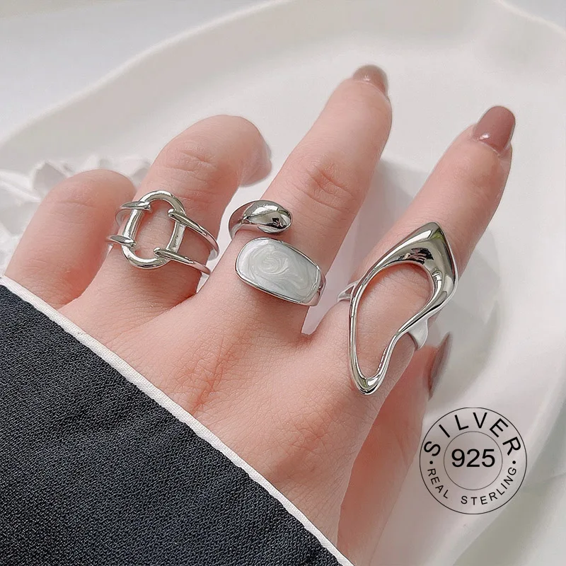 925 Sterling Silver Rings For Women Trendy Fashion O White Stone Hug Hollowout Shape Handmade Couple Jelwery For Party Gift