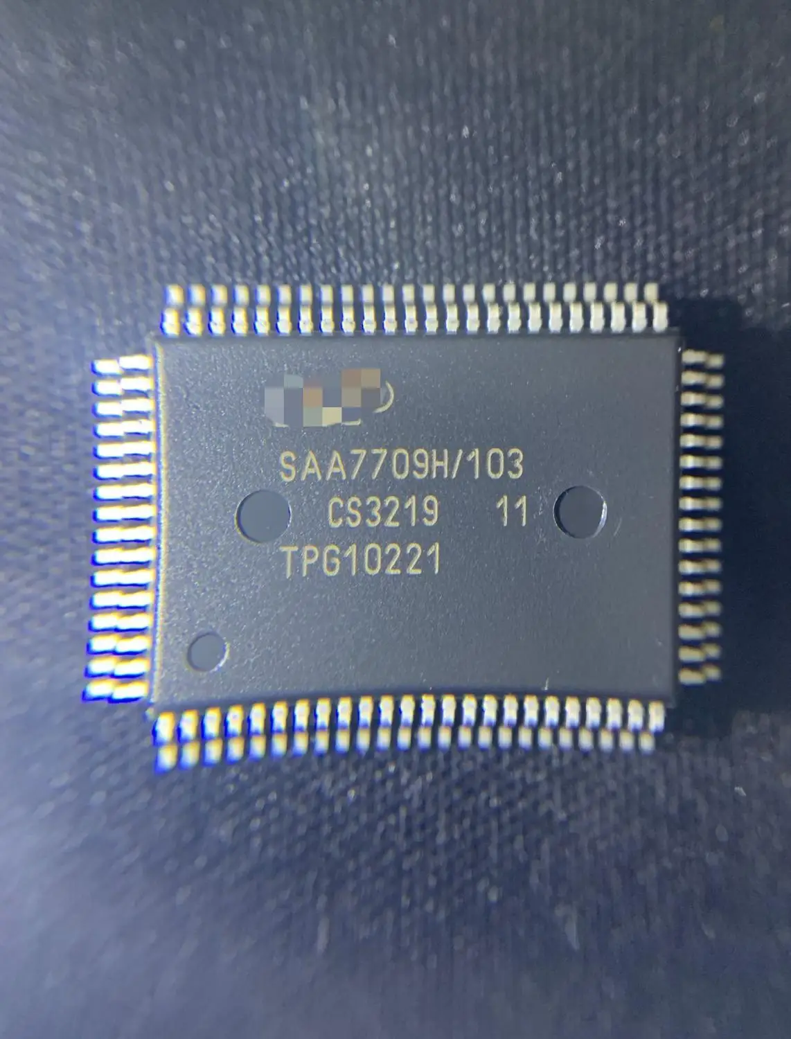 2 pçs/lote SAA7709H/103 SAA7709H QFP 100% NEW Original frete grátis