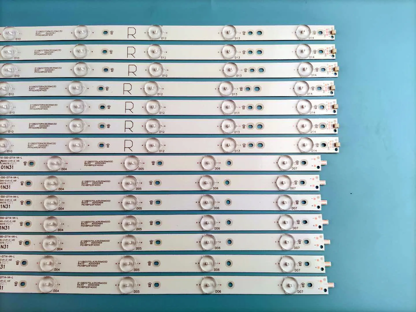 

LED backlight strip 14 lampfor Phil ips 55"TV TPT550U2 55PFF5701/T3 LB55072 55PUS6501/12 EQLSHA.G GJ-2K16-550-D714-V4-L TPT550J1