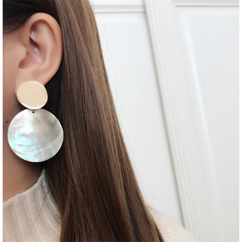 2019 New Design Golden Natural Round Shell Non Pierced Clip on Earrings Ear Clips for Women Bijoux Brincos Party Gift jewellry