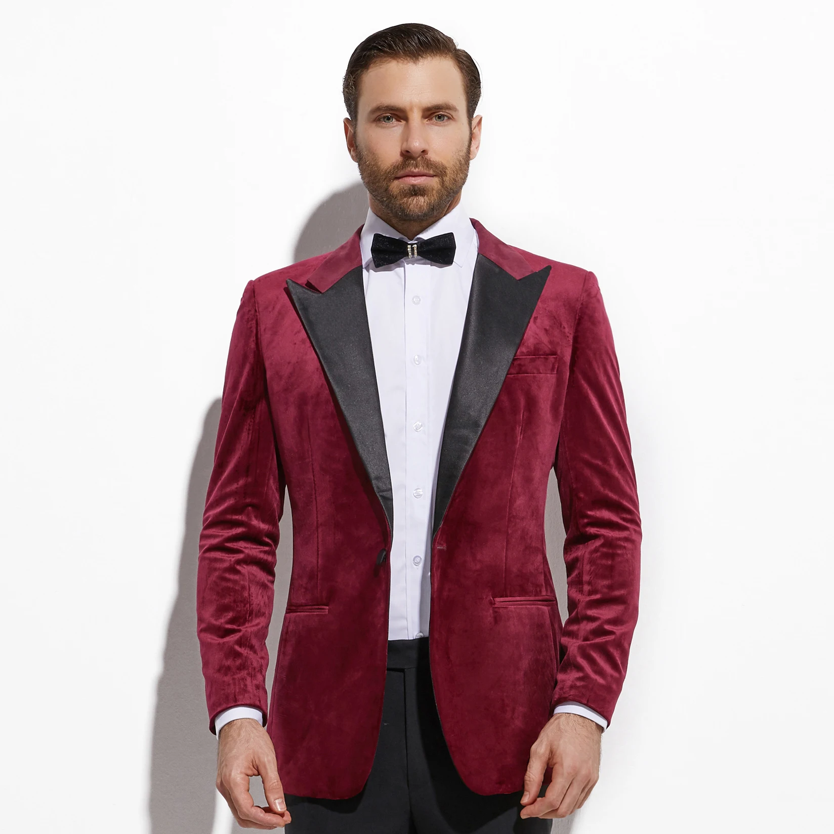 The Green Velvet Blazer That Changed How I Dress for Important Moments