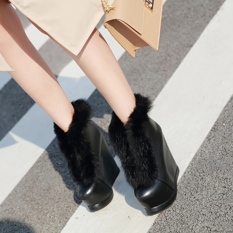 HOT Women Boots 2019 Winter Faux Fur Fashion Wedges Heels Shoes Woman Boots Platform Warm Snow Luxury Ladies Ankle Boot Black