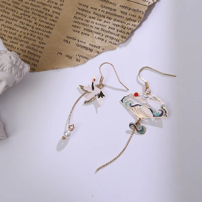 Chinese Style Folding Fan Crane Carp Lotus Asymmetrical Long Tassel Dangle National Style Earrings for Women Jewelry Gift