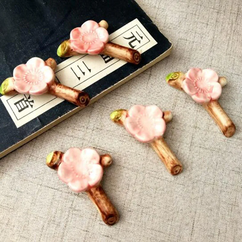 2pcs/set Japanese Style Cherry Blossoms Chopstick Rest Rack Writing Brush Shelf Stand Kitchen Tableware Pen Shelf Home Decor