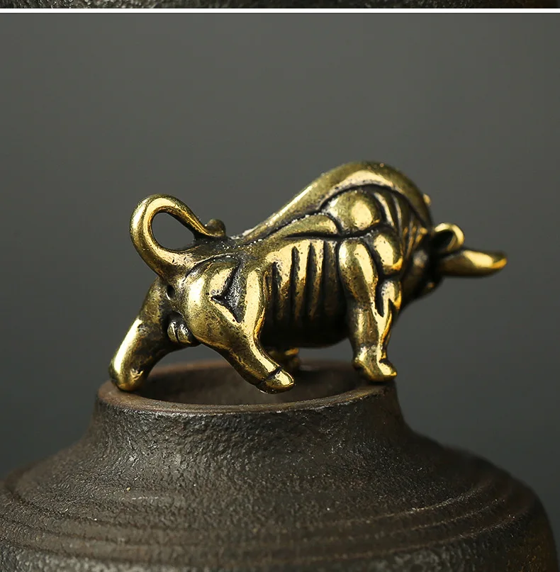 Vintage Brass Zodiac Bull Keychain DIY Pendant Ring Wealthy Cattle Ornament Miniature Fitting Accessory for Home Garden