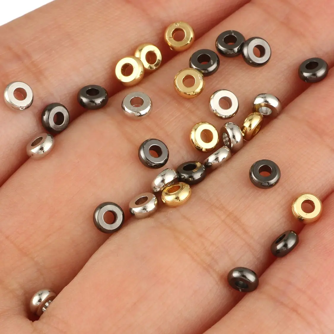 Image 4: Perles d'espacement de roue en acier inoxydable de 4/6/8mm perles de charme plates et rondes en vrac pour la fabrication de bijoux, fournitures de Bracelet, accessoires de bricolage