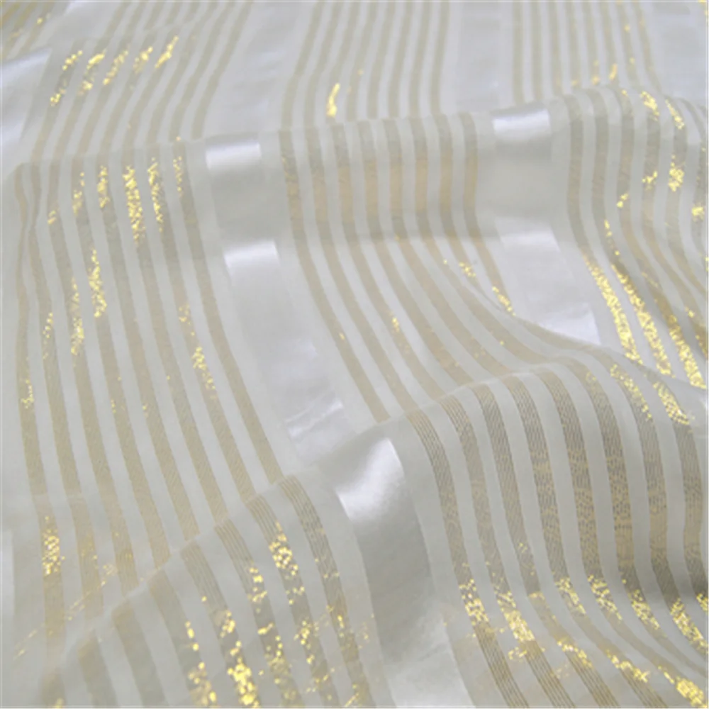 Comfortable Feeling Great Material Newest Hot Sale Golden Stripe Design Shiny Silk Metallic Lurex Fabric for Nice Women Dress