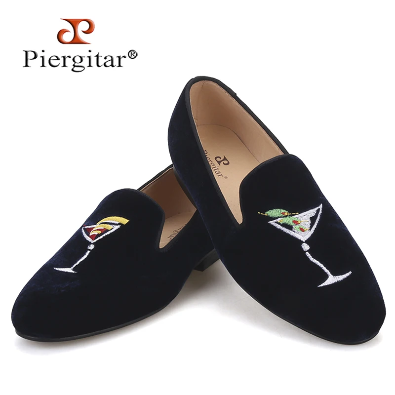 

Piergitar/Новый стиль бокал с вышивкой женская обувь на плоской подошве без шнуровки; Слипоны женские туфли на плоской подошве; Лоферы; Сезон весна-лето; Повседневная женская обувь кожаная стелька