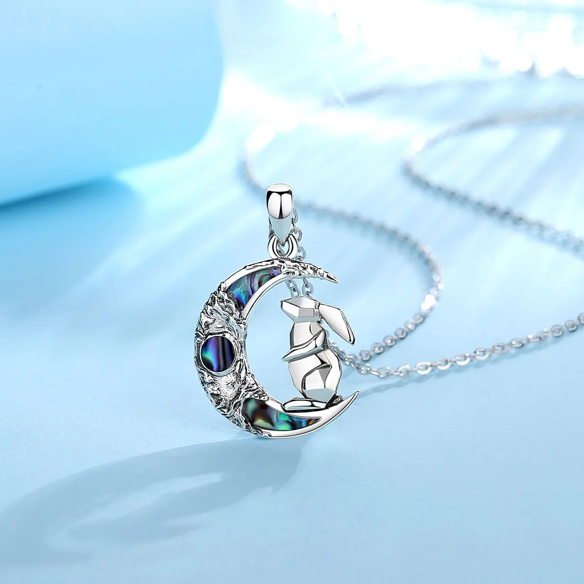 Eudora 925 Sterling Silver Abalone Shell Moon Bunny จี้หอยนางรมสีฟ้าที่มีสีสัน Fine สร้อยคอเครื่องประดับสำหรับผู้นำ Cyd625