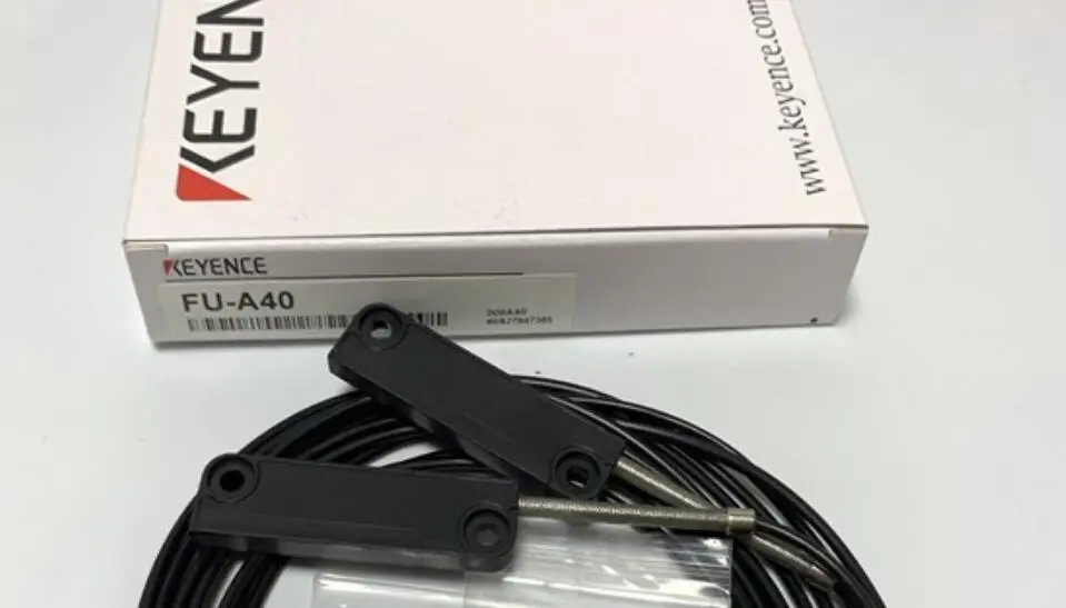 KEYENCE FU-A40 Fiber Optic Sensor with complete accessories