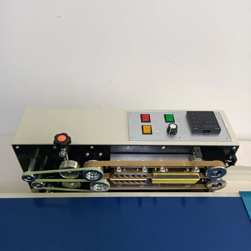 آلة ختم شريط الأكياس البلاستيكية الأفقية المستمرة الأوتوماتيكية