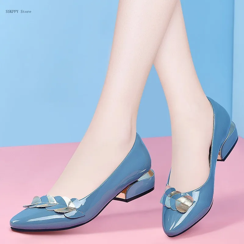 

Single Shoes Women's Low-heeled Pumps Women's Shoes 2022 New Patent Leather Ladies Blue Small Leather Shoes Large Size 41