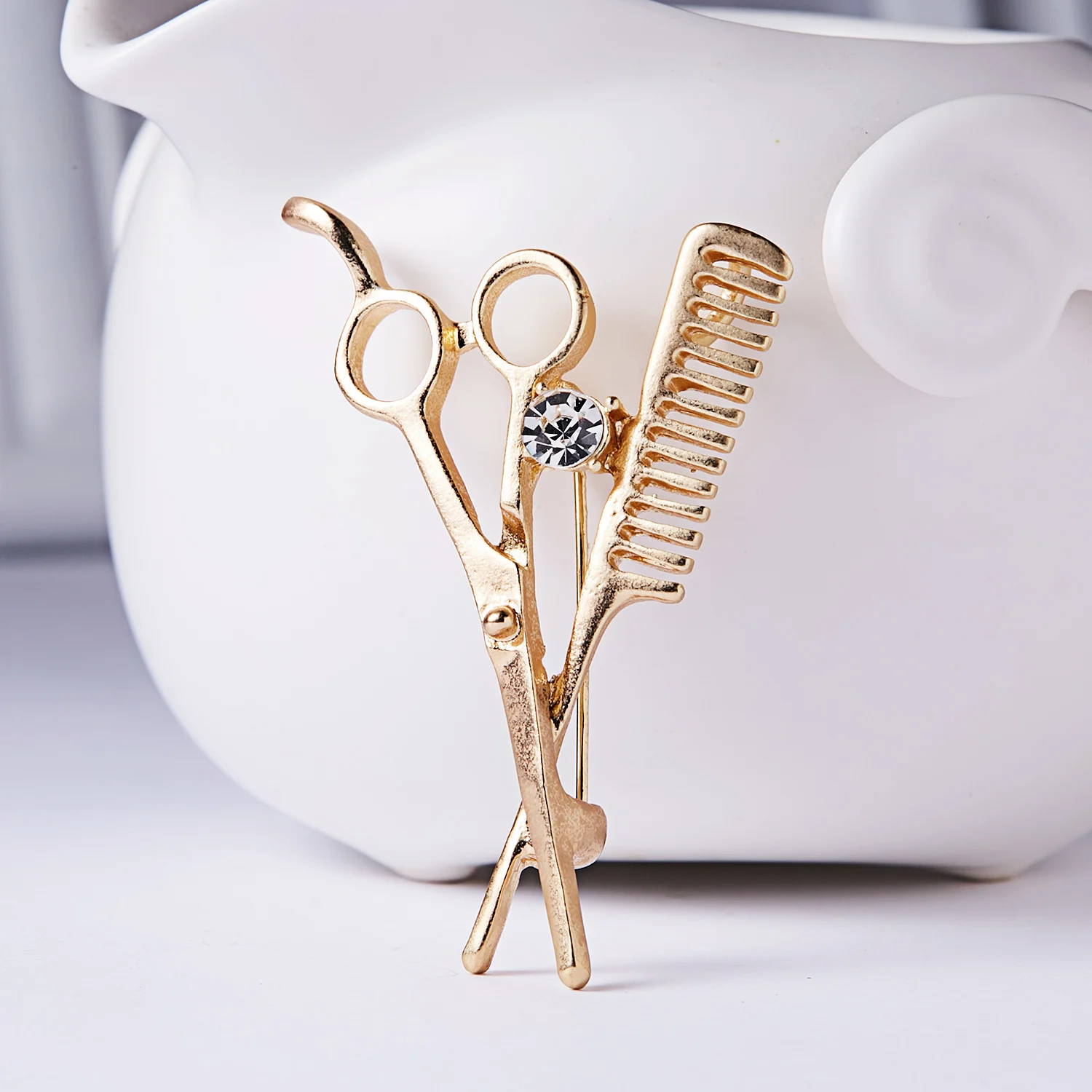 Rinhoo Gold Color Comb Scissors Corsage Brooch Pins Lapel Suit Shirt Clothes Metal Crystal Pin Badge For Women Men Jewelry Gifts