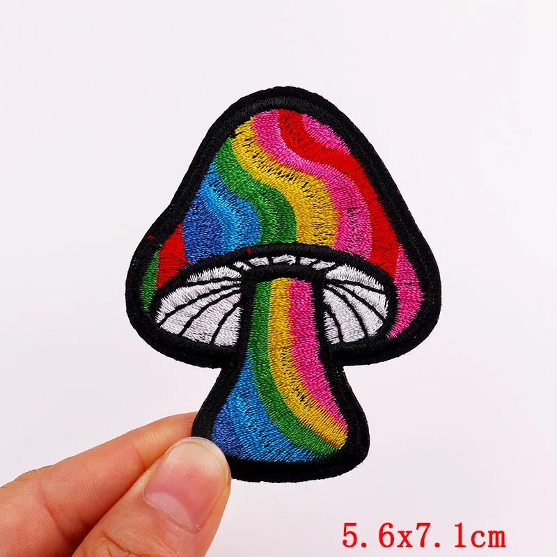 Mushroom Applique Embroidered Patches On Kids Clothes DIY Iron On Patches Cartoon Patches For Clothing Stickers Animal Badges