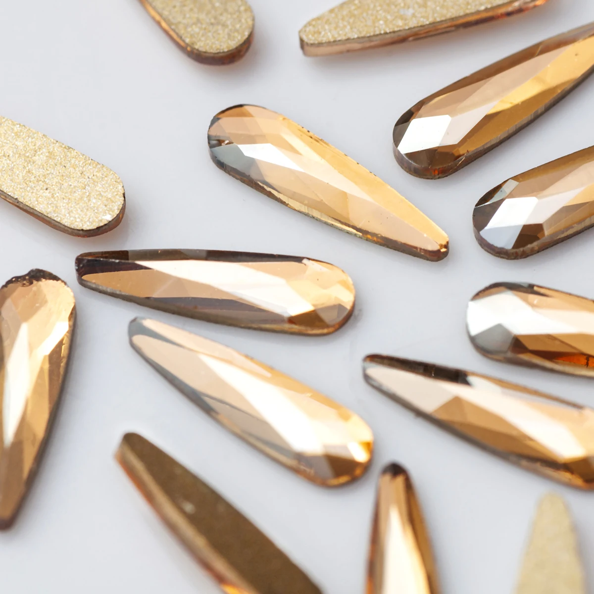 100 stücke Super Bunte Strass Regentropfen Selbst-Adhesive Nail art Zubehör Glas Kristall Stein Für DIY Handwerk Kleid Dekoration – Detail 10