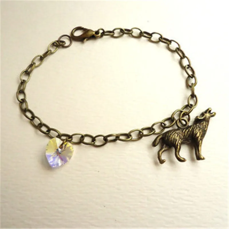 Breaking Dawn Bella's Wolf & Heart charm Bracelet Prop Replica Jewelry