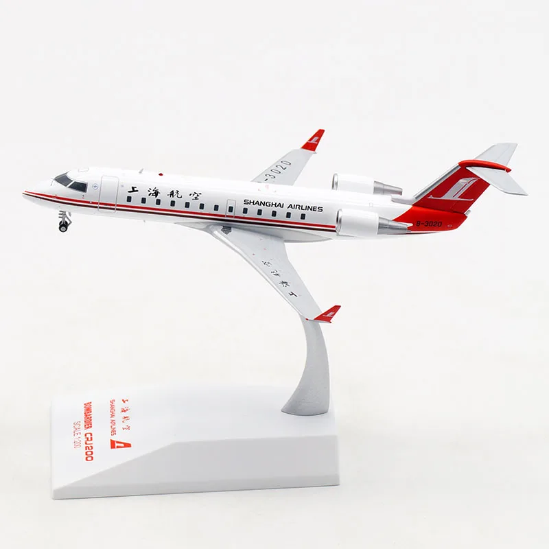 Diecast 1:200 Scale Bombardier CRJ-200ER B-3020 Airlines Airplane Aircraft Alloy Model with Base Landing Gear Toys Souvenir Gift