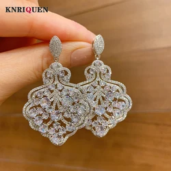 2022 Luxury Full High Carbon Diamond Drop Earrings for Women Charms Wedding Cocktail Party Fine Jewelry Bridal Gift Accessories