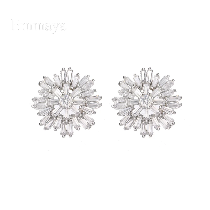 Emmaya New Fashion Delicate Snow Flake Shape Zirconia Earring Noble Jewelry For Women Hollow Out Style Ingenious Ornament