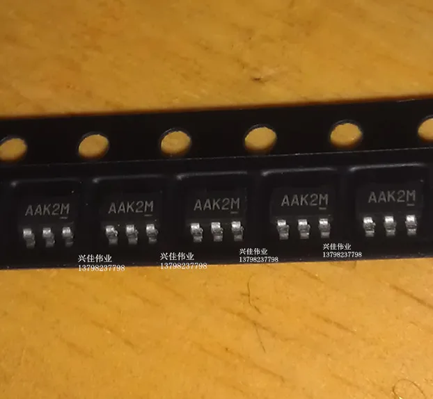 الأصلي 20 قطعة/PAM3101DAB330 AAKCA SOT23-5