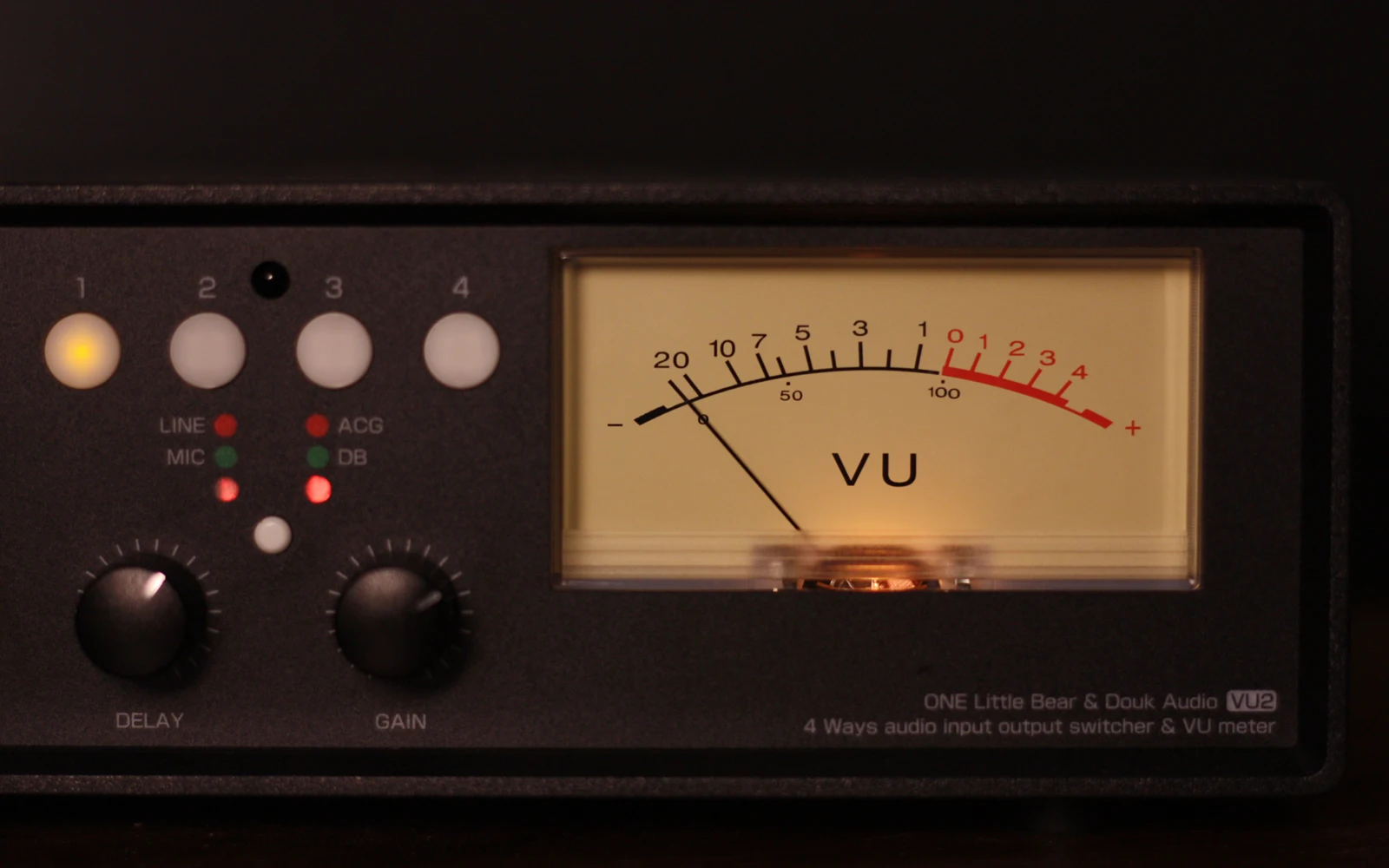 Hot sale  VU2 music level meter DB meter analog VU meter + 4 way audio switcher 220V , SIZE: 280*120*90 MM