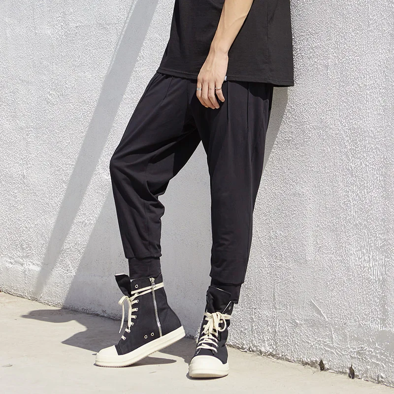 

Men's new classic black Korean version of Hong Kong style urban youth fashion casual loose pants