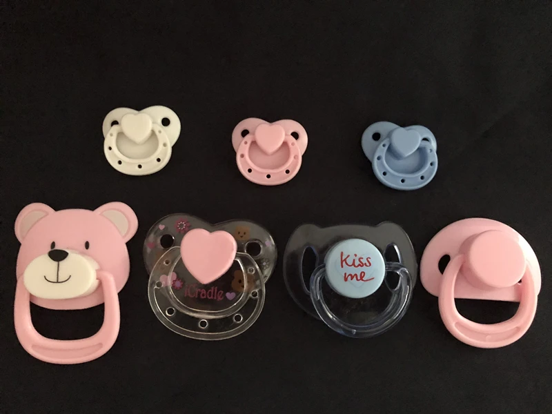 Cute Magnetic Pacifiers for Reborn Baby Dolls Handmade DIY Pacifier Magnet Nipples Dolls Accessories