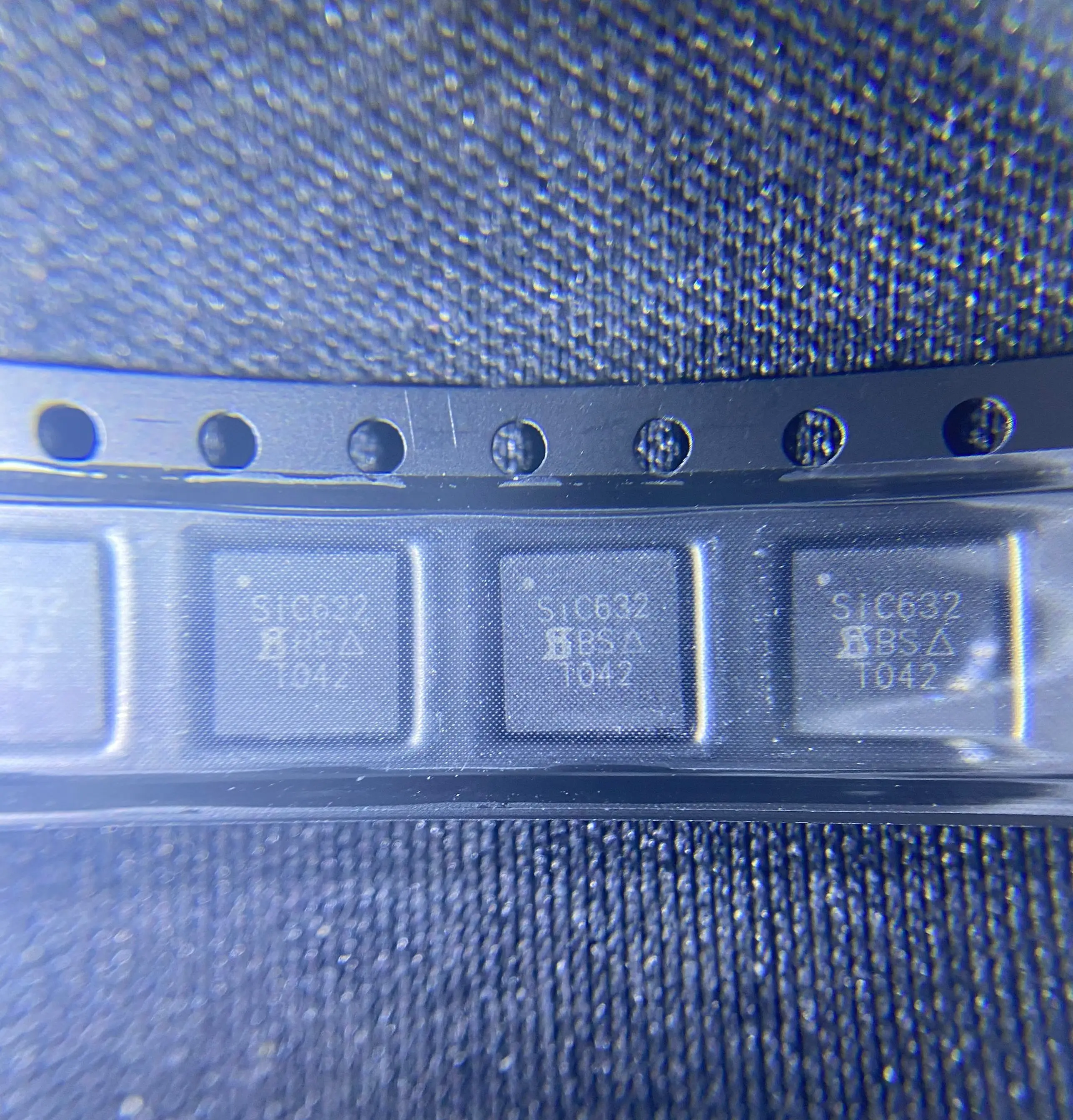 10 ~ 50 قطعة/الوحدة SIC632 SIC632CD SIC632CD-T1 SIC632CD-T1-GE3 QFN جديد الأصلي شحن مجاني