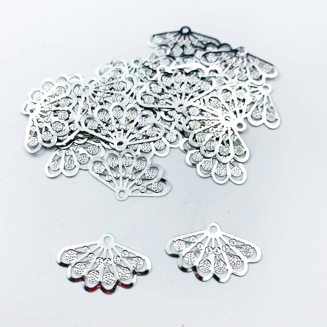 50pcs/lot 14*23mm Metal  Filigree Sector Shape Charms Necklace Pendant For DIy Jewelry Making Supplies Accessories