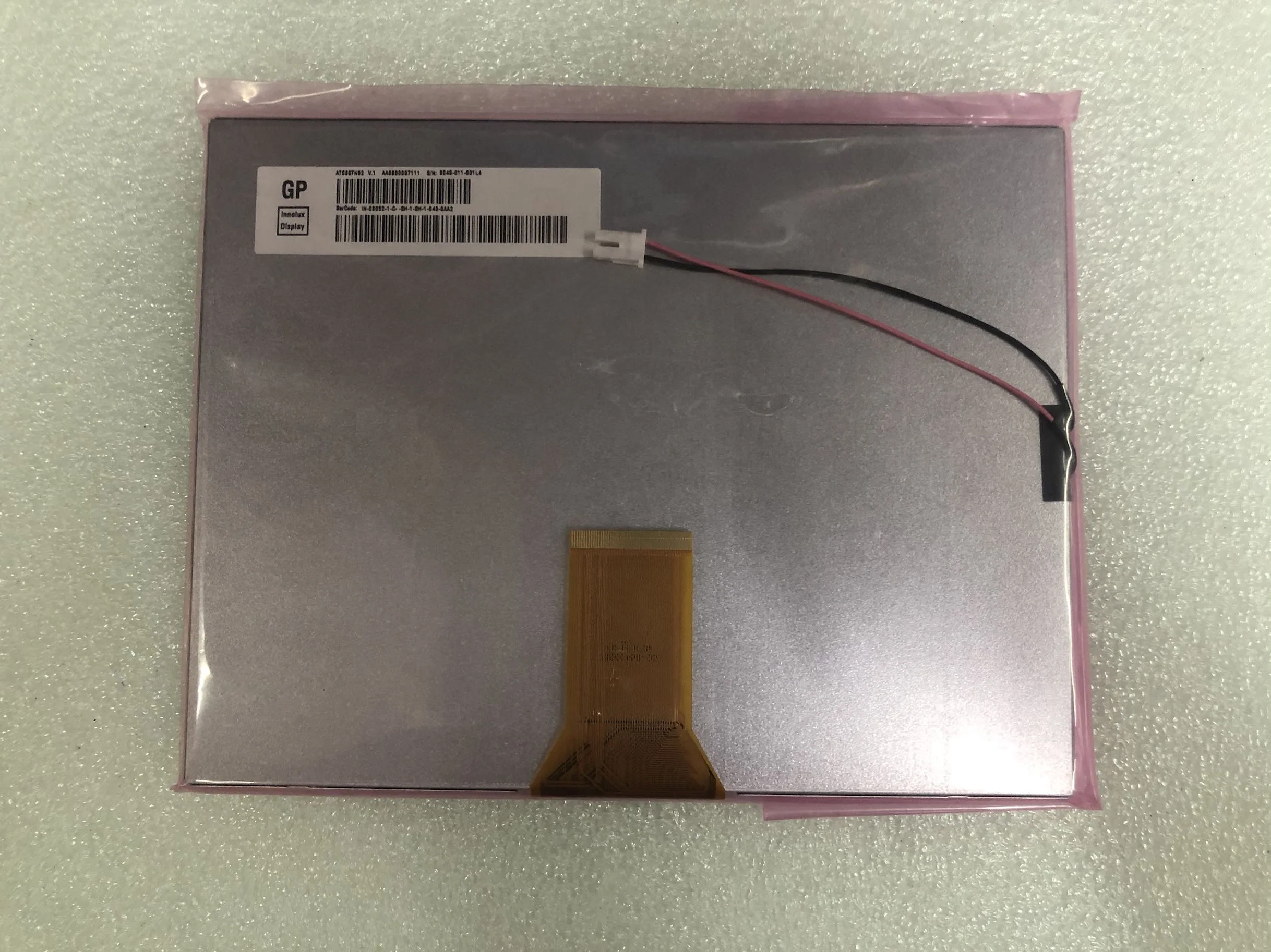 

8 "LCD AT080TN52 V.1 is suitable for EJ080NA-05A