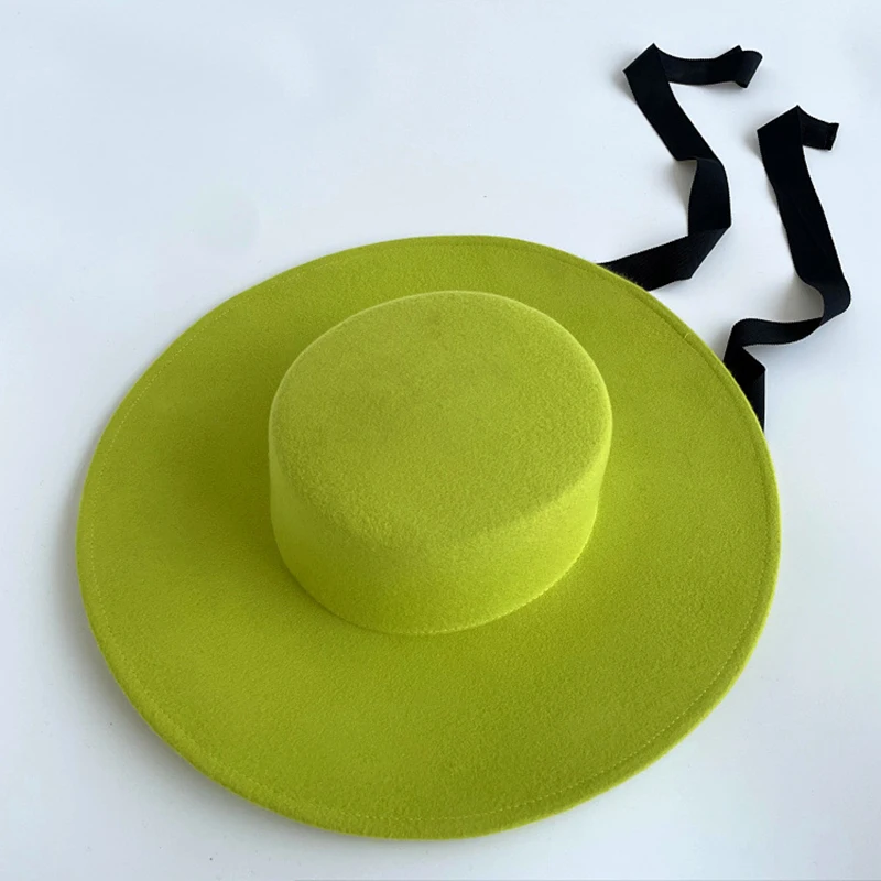 Kapelusz Fedora Damski z Wełny, Czarny, z Szerokim Rondem, Płaskim Wierzchem, Idealny na Scenę, Prosty, Modny, Filcowy, Nowy Model Zimowy, Królewski Pszeniczny Styl.