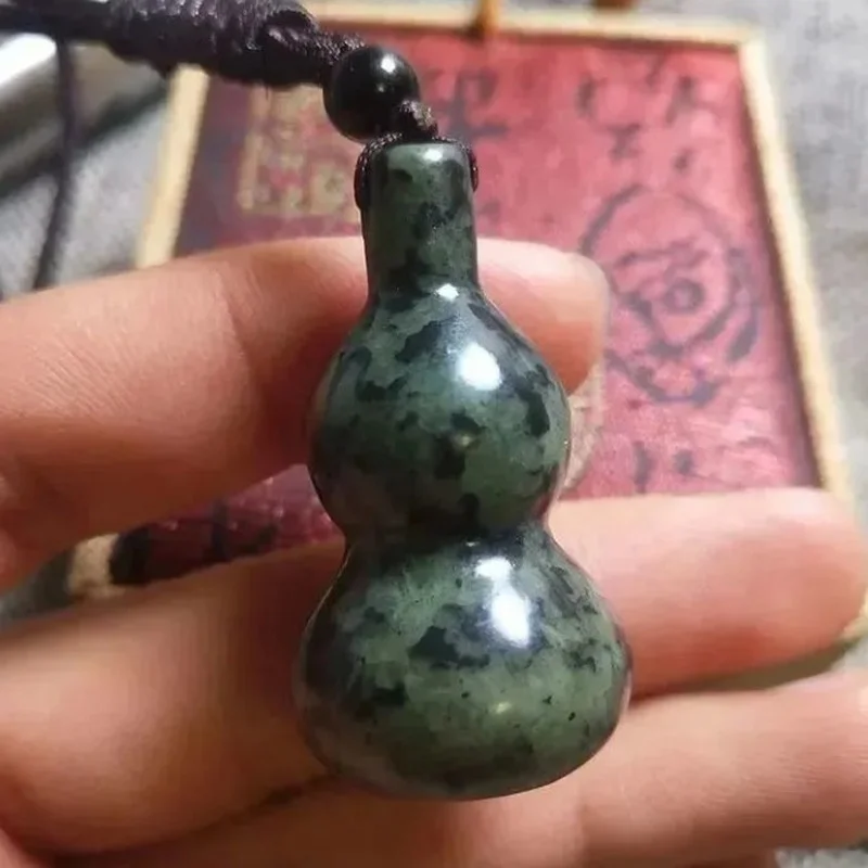 Natural Tibetan Jade Gourd Pendant Health Medicine Wang Shi Fulushou Pendant Men's and Women's Sweater Chain