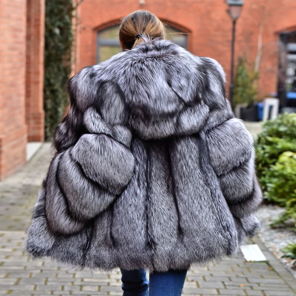 Winter Fashion Real Silver Fox Fur Jacket Medium Length Whole Skin Genuine Silver Fox Fur Coat with Big Hood Warm Fur Overcoats