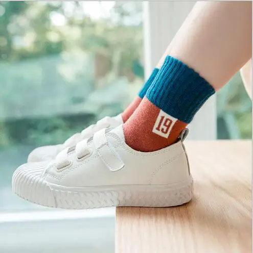 0-3 Year Autumn and winter 5pairs/lot  digital letters baby socks  new comfirtable kids children cotton student socks