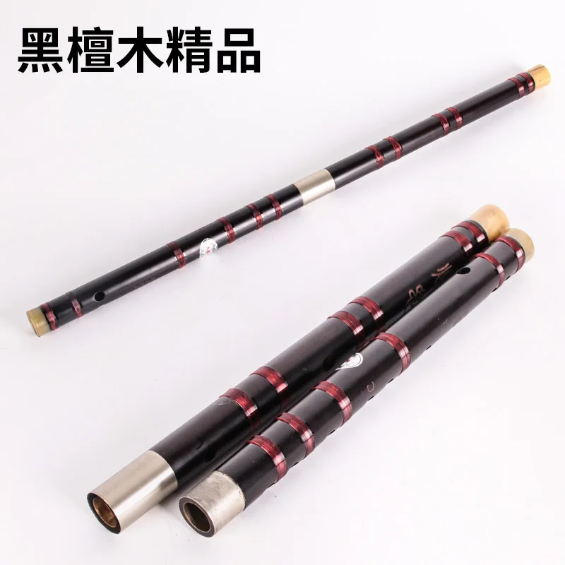 Professional practice of red sandalwood flute for beginners of national musical instruments
