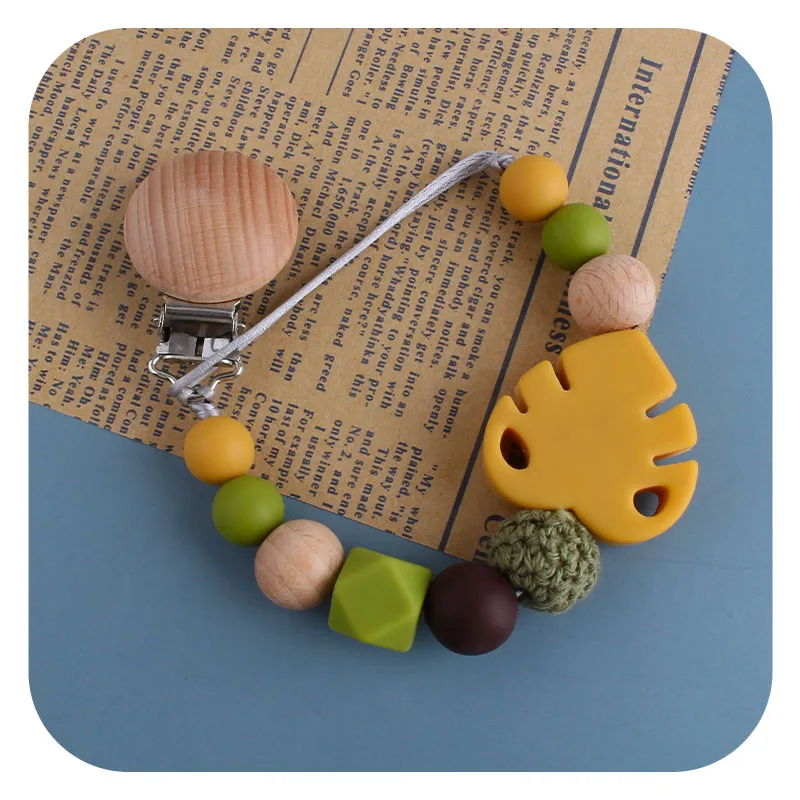 Eco-friendly Beech Wooden Pacifier Clips Holder Leaf Nipple Holder Clips Newborn Baby Shower Gift Bebes  Baby Accessories