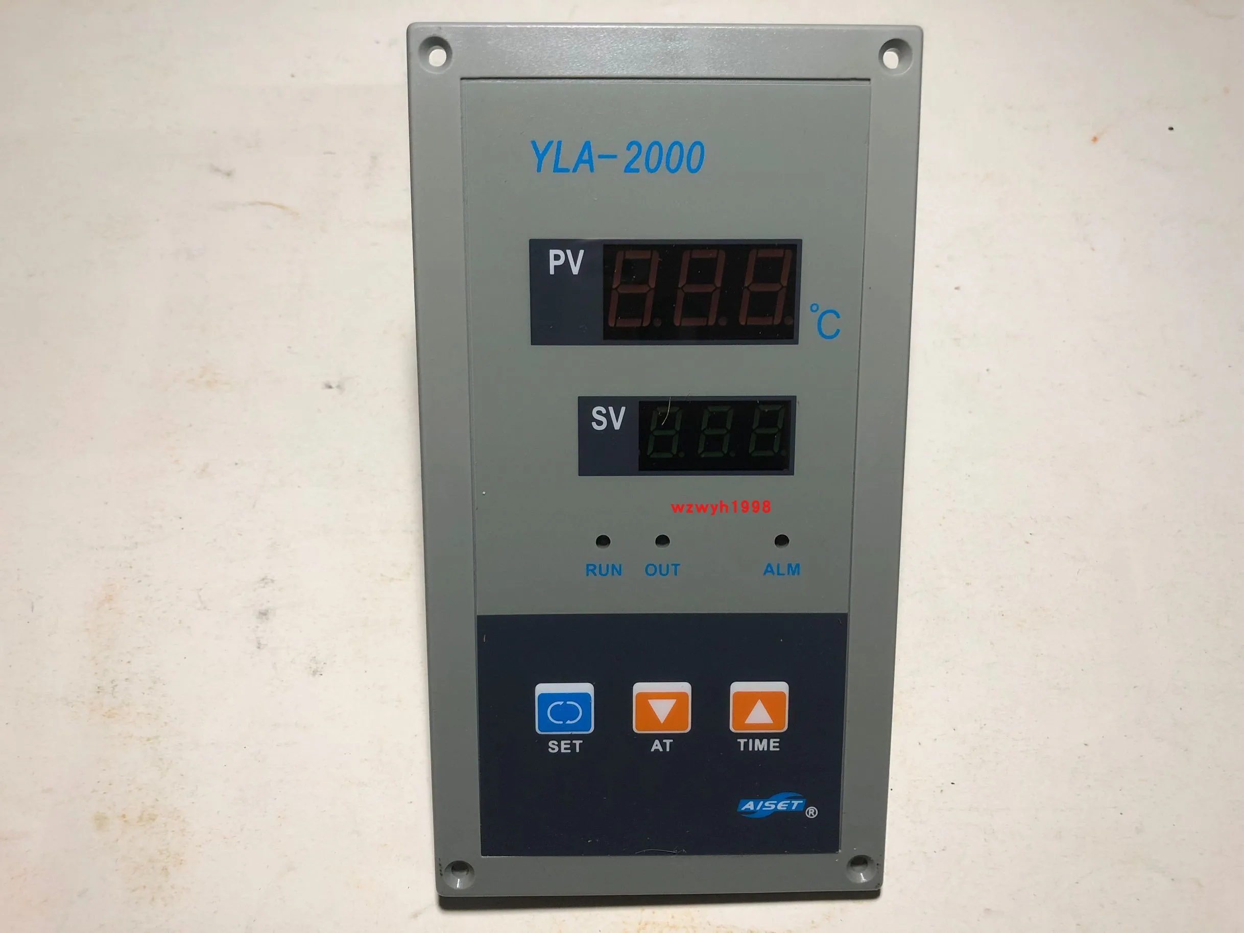 

AISET The manager recommended AIEST Shanghai Yatai Instrument YLA-2000 series oven thermostat YLA-2612R spot YLA-2612R P