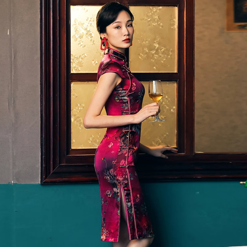 Qipao corto de seda Real para mujer, vestido chino de talla grande, rojo, Cheongsam, tradicional, Sexy, Oriental