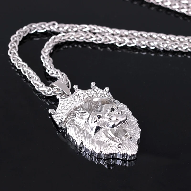 New Fashion Animal Rhinestone Crown Lion Head Hanging Necklace  Luminous Necklace Mengold-Plated Punk Party Pendant Necklace