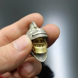 Vintage Skull Rome Knight Helmet Pendant for Men Women Pendant Fashion Accessories