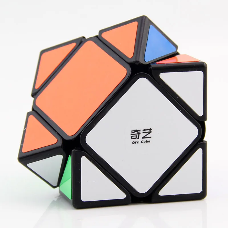 Qiyi QiCheng UNA Velocità Cubo Magico Distorta Velocità Magic Cube Mattoni Blocco Rompicapo Regalo di Nuovo Anno Giocattoli per I Bambini