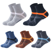 ZTOET High Quality 5Pairs / Lot Combed Cotton Men's Socks New Casual Breathable Active Socks Man Stripe Long Sock EU39-45