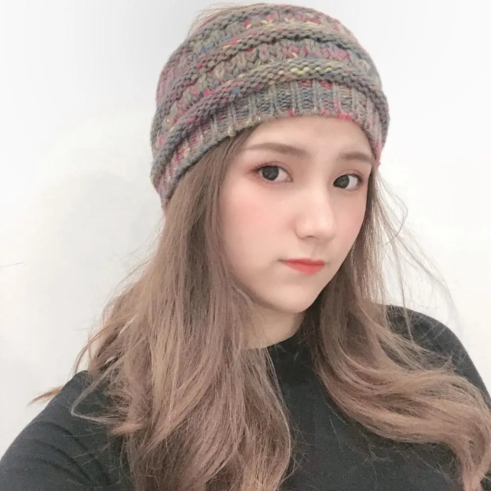 Hot Sale Ladies Plus Velvet Knitted Ponytail Hat Widened Empty Top Sweater Head Cap With Colored Ponytail Hair Accessories