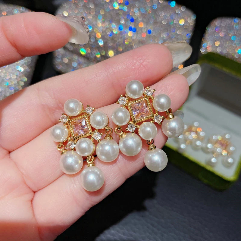 

Ladies Earring 2022 Trend Gold Color Pink Cubic Zirconia Dangler Earrings Freshwater Pearl Drops Earrings Banquet Party Jewelry