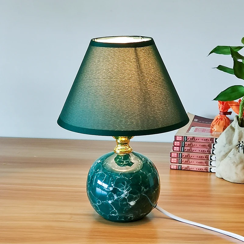 Mini dark green ceramic table lamp stylish modern elegant bedroom bedside small table lamp cafe bar tabletop decorative lamp