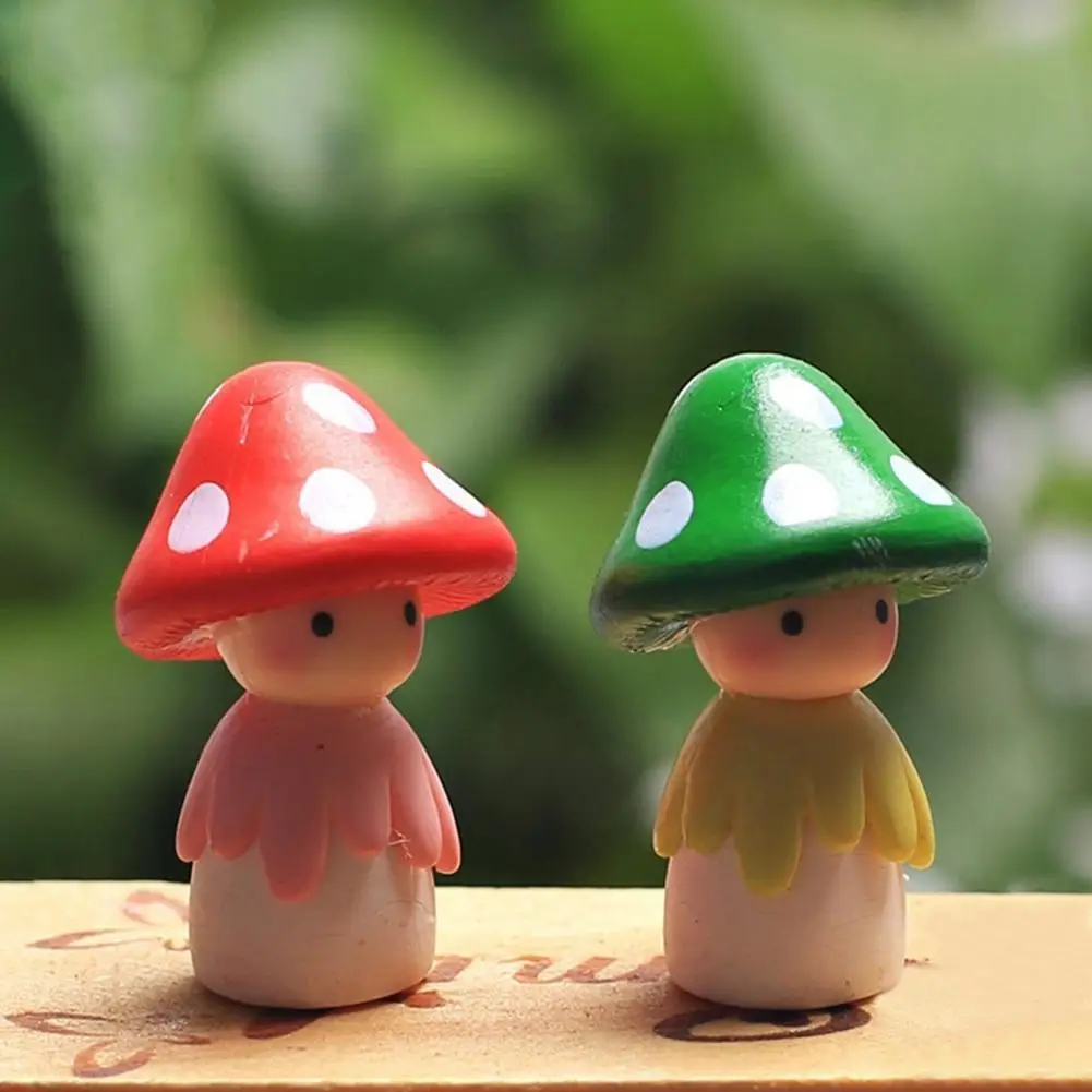 Lovely Mushroom Doll Micro Landscape Bonsai Dollhouse Home Decor Gift Garden