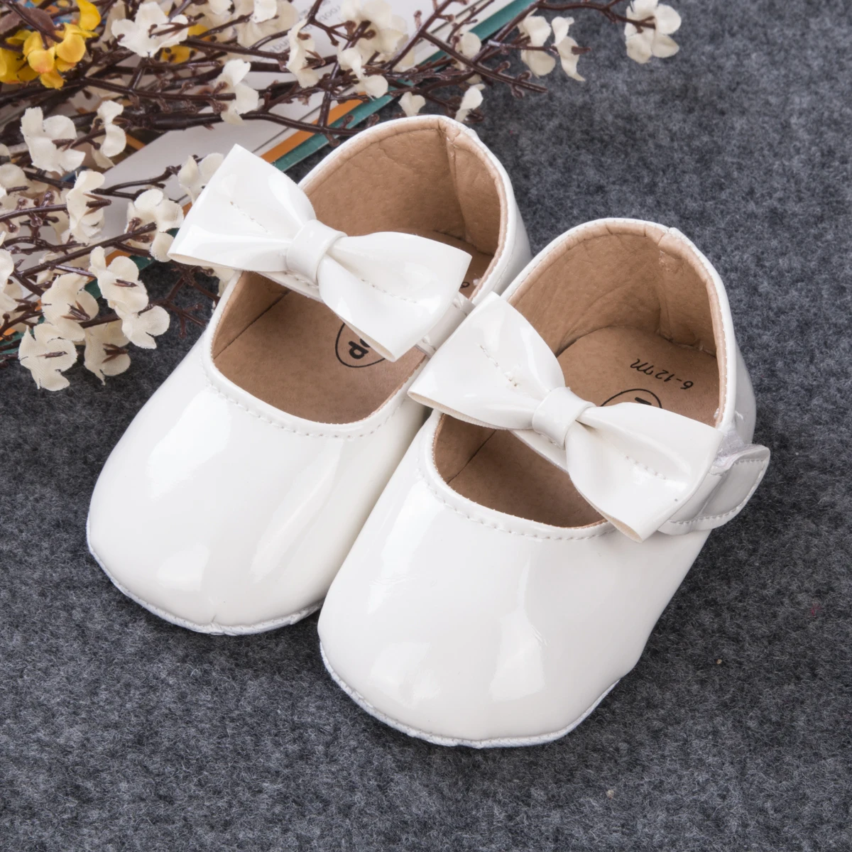 Cute Baby Girl Soft Soled PU Leather Shoes Infant Toddler Moccasin 0-18Months Solid Children New Fashion Baby Girls Shoes