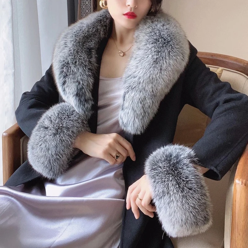 

Women's Natural Fox Fur Scarf Winter Neck Warm Fur Scarves Whole Shawl Fashion Fox Fur Cuffs Arm Sleeve Luxury One Set Female