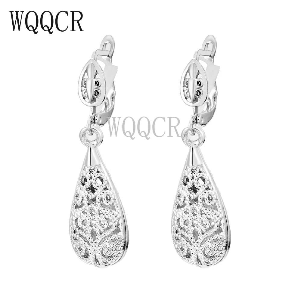 WQQCR Hot Sale 925 Tricolor Retro Flower Shape Jewelry Lady Earrings Silver Color Color Gold Rose Gold Gift Statement Earrings